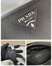 Load image into Gallery viewer, Medium Leather Bag
