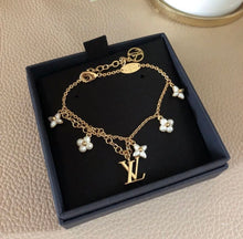 Load image into Gallery viewer, Logo Bracelet
