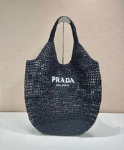 Load image into Gallery viewer, Crochet Tote
