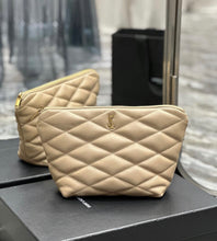 Load image into Gallery viewer, Sade Pouch
