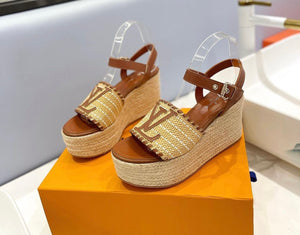 Raffia Wedges