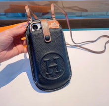 Load image into Gallery viewer, Leather Phone Pouch
