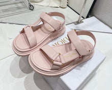 Load image into Gallery viewer, D Wave Sandals
