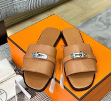 Load image into Gallery viewer, Giulia Sandals
