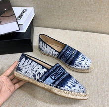 Load image into Gallery viewer, Granville Espadrilles
