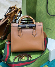 Load image into Gallery viewer, Diana Small Tote
