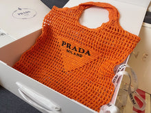 Load image into Gallery viewer, Raffia Tote
