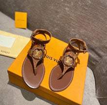 Load image into Gallery viewer, Faro Sandals
