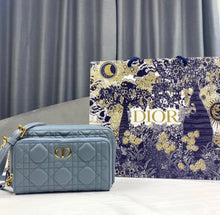 Load image into Gallery viewer, Caro Double Pouch
