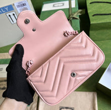 Load image into Gallery viewer, GG Marmont Belt Bag
