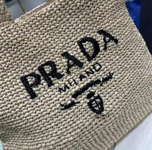 Load image into Gallery viewer, Large Raffia Tote
