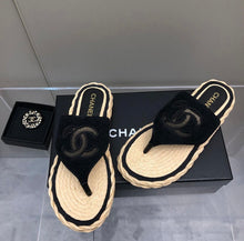Load image into Gallery viewer, CC Sandals
