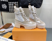 Load image into Gallery viewer, Desert Boots
