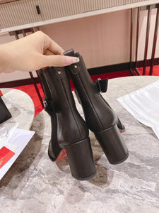 Chelsea Boots