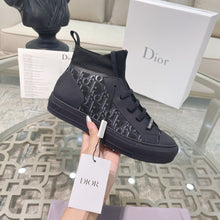 Load image into Gallery viewer, Walk n Dior Trainers
