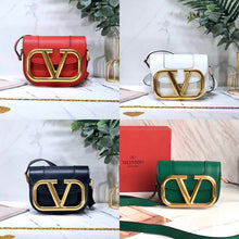 Load image into Gallery viewer, Supervee Small Crossbody
