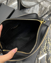 Load image into Gallery viewer, Lou Camera Bag
