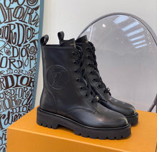 Load image into Gallery viewer, Territory Boots
