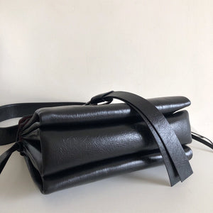 V Ring Shoulder Bag