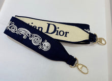 Load image into Gallery viewer, Lady D Medium
