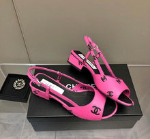 Load image into Gallery viewer, CC Logo Sandals
