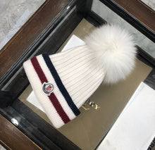 Load image into Gallery viewer, Fur Pom Hat
