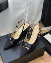 Load image into Gallery viewer, CC Bow Slingbacks
