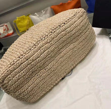 Load image into Gallery viewer, Large Raffia Tote

