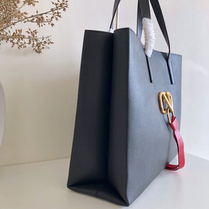 V Ring Shopper