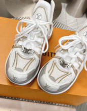 Load image into Gallery viewer, Archlight Sneaker
