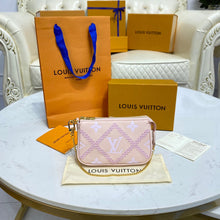 Load image into Gallery viewer, Mini Pochette
