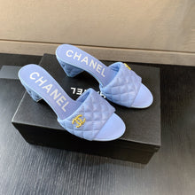 Load image into Gallery viewer, CC Quilted Sandals
