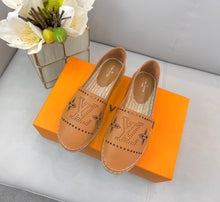 Load image into Gallery viewer, Leather Espadrilles
