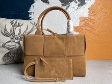 Load image into Gallery viewer, Arco Suede Tote

