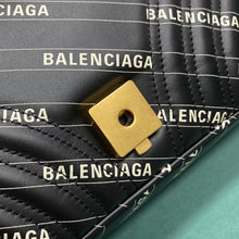 Load image into Gallery viewer, Marmont Small Shoulder Bag
