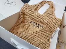 Load image into Gallery viewer, Raffia Tote
