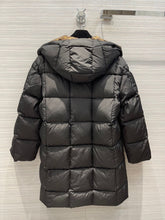 Load image into Gallery viewer, Pillow Puffer Jacket
