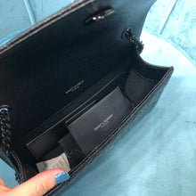 Load image into Gallery viewer, Envelope Small Bag
