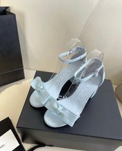 Load image into Gallery viewer, CC Bow Sandals
