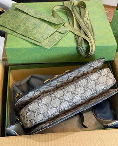 Horsebit Bag
