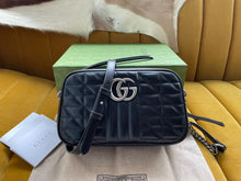 Load image into Gallery viewer, Marmont Shoulder Bag
