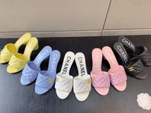 Load image into Gallery viewer, CC Quilted Sandals
