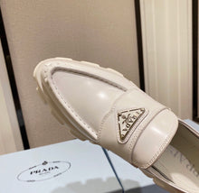 Load image into Gallery viewer, Brushed Leather Loafers
