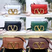 Load image into Gallery viewer, Supervee Crossbody Bag
