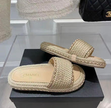 Load image into Gallery viewer, CC Chain Sandals
