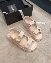 Load image into Gallery viewer, CC Textured Dad Sandals

