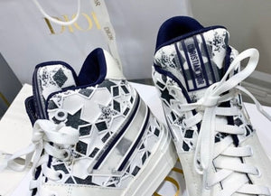 Walk n Dior