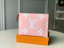 Load image into Gallery viewer, Giant Monogram Toiletry Pouch
