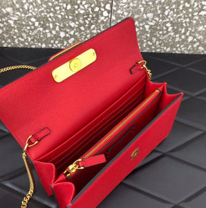 V Logo Clutch