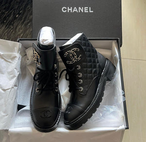 CC Chain Boots